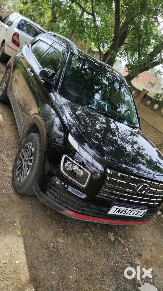 Hyundai Venue 2023 Diesel Sx 22200 Km Driven