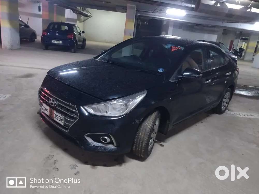 Hyundai Verna Fluidic 1.6 Crdi Ex 2017 87,000 Km  Single Owner Diesel