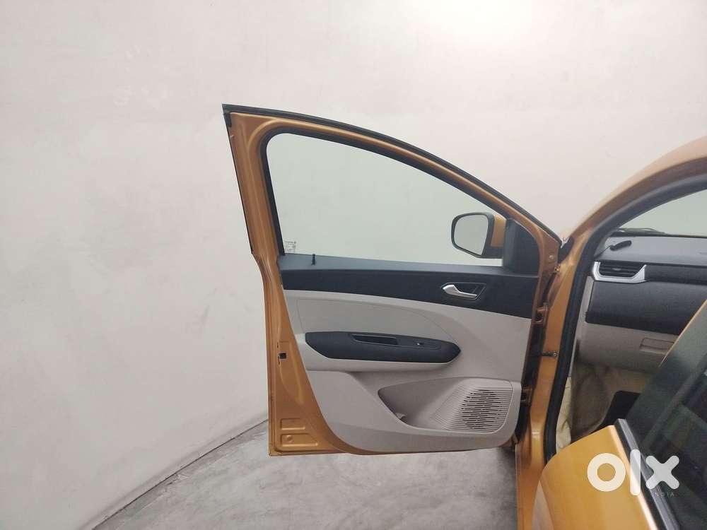 Renault Triber Rxz Easy-r Amt, 2021, Petrol
