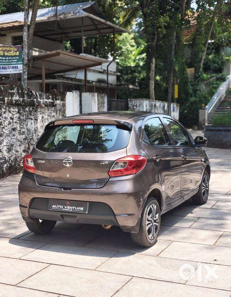 Tata Tiago 1.2 Revotron Xza, 2019, Petrol