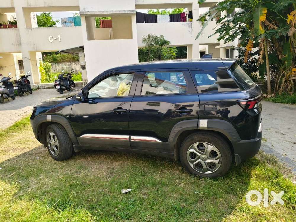 Maruti Brezza Vxi At 2026