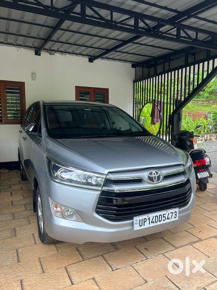 Toyota Innova Crysta 2017