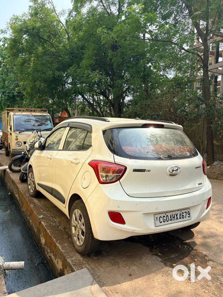 Grand I10 2nd Top 2015 Model Petrol 1st Owner