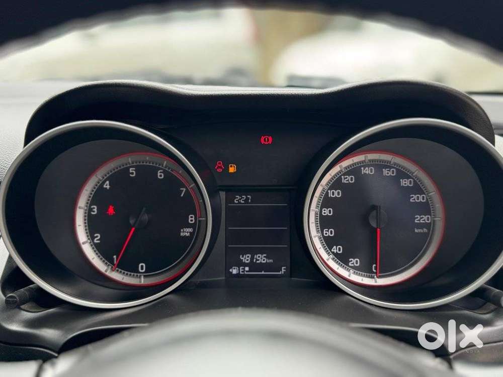 Maruti Suzuki Swift 1.2 Vxi (o), 2022, Petrol