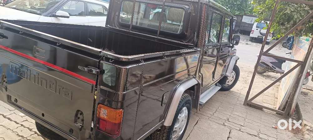 महिंद्रा बुलेरो केम्पर
