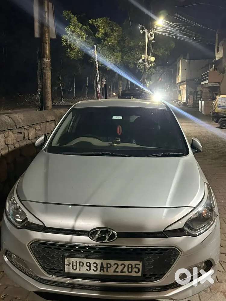 Hyundai I20 1.2 Asta 2015 Well Maintained Untouch Car
