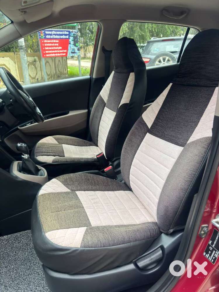 Hyundai Grand I10 Sportz, 2016, Petrol