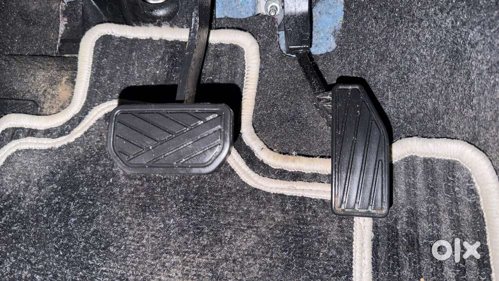 Maruti Suzuki Swift Dzire Zxi + Amt, 2023, Petrol