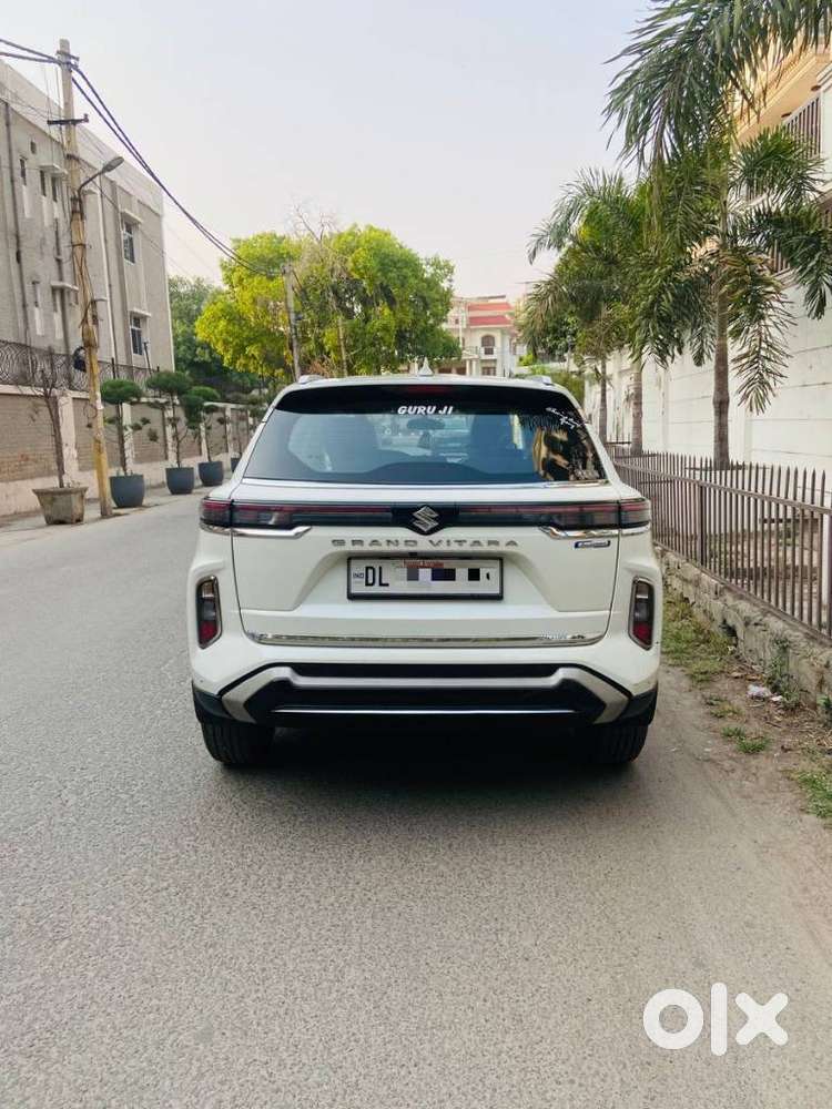 Maruti Suzuki Grand Vitara 1.5 Delta Smart Hybrid At, 2025, Petrol