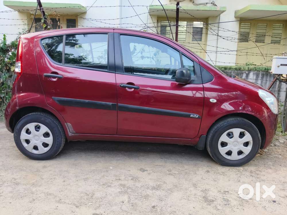 Maruti Suzuki Ritz Vxi, 2012, Petrol