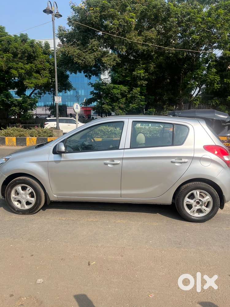 Hyundai I20 Petrol Manual 2011