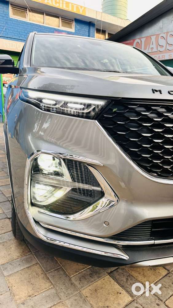 Mg Hector Plus Sharp Pro 1.5 Turbo Petrol  Cvt 7 Str Dual Tone, 2020..