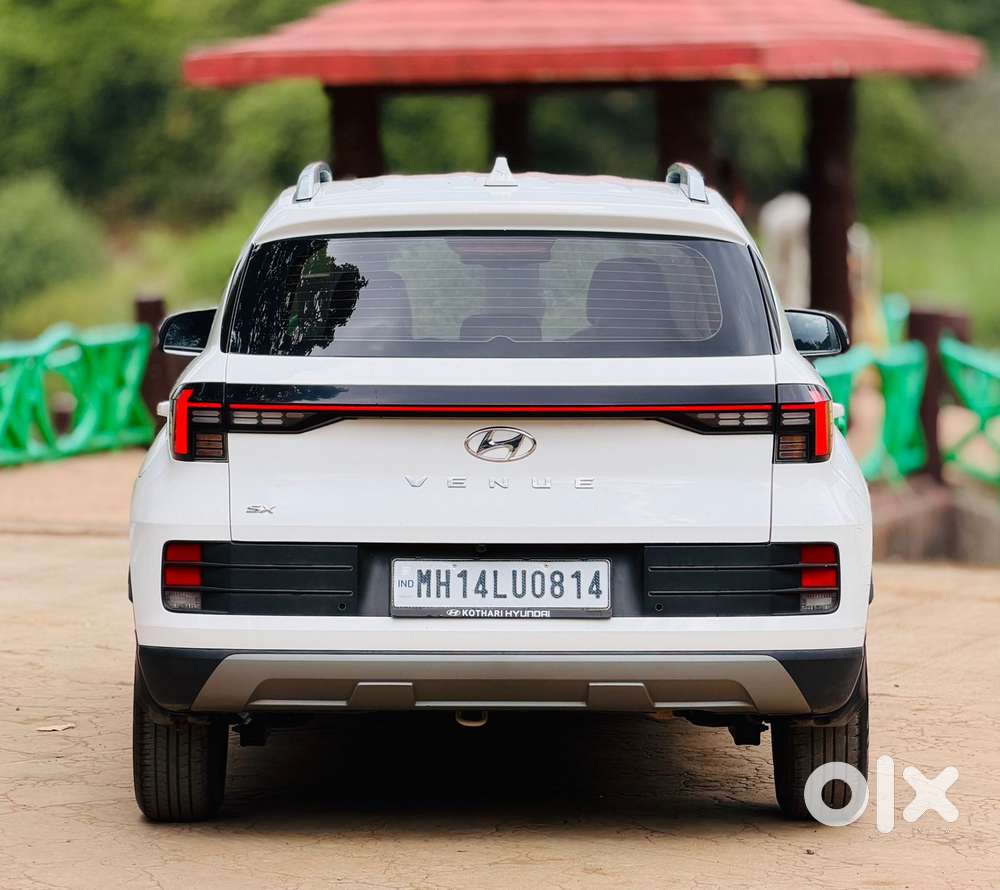 Hyundai Venue Sx Mt, 2024, Petrol