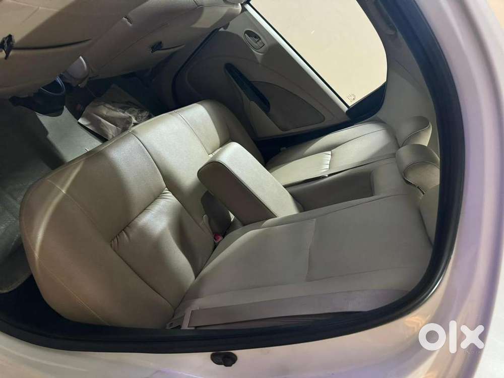 Toyota Car 2017 Top Model Km 49200 Driven