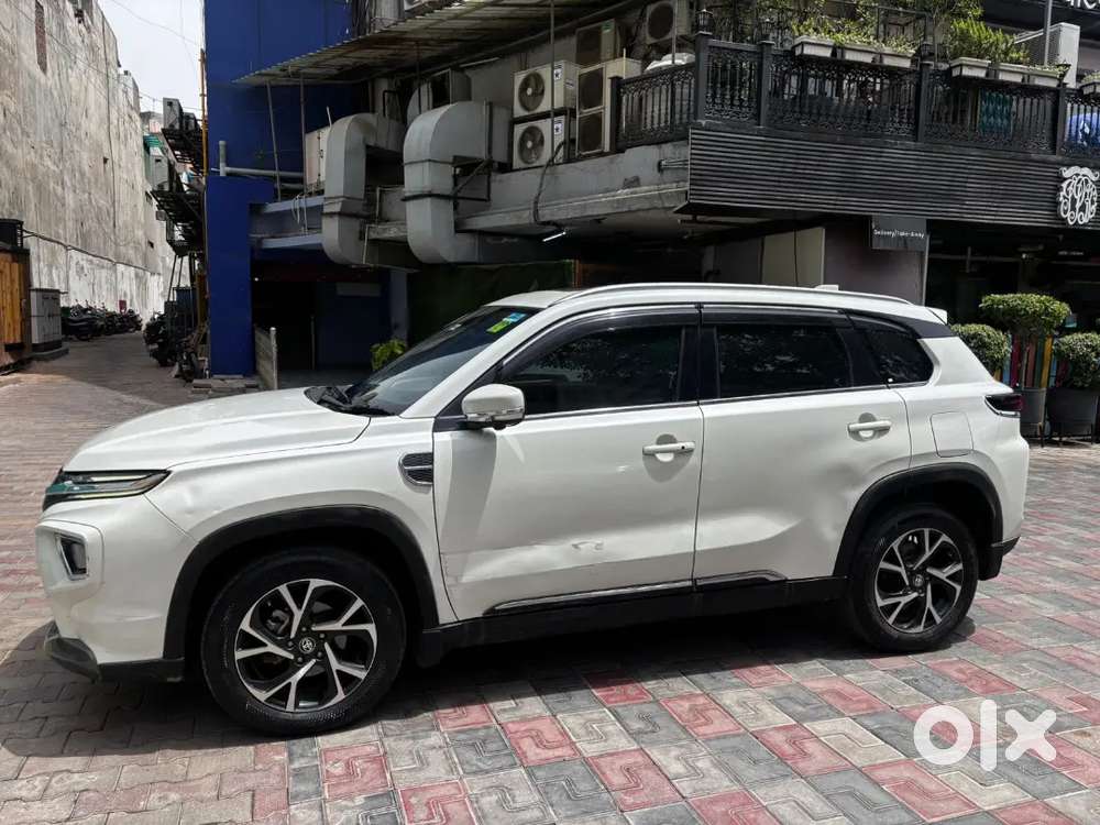 Toyota Urban Cruiser Hyryder 2023