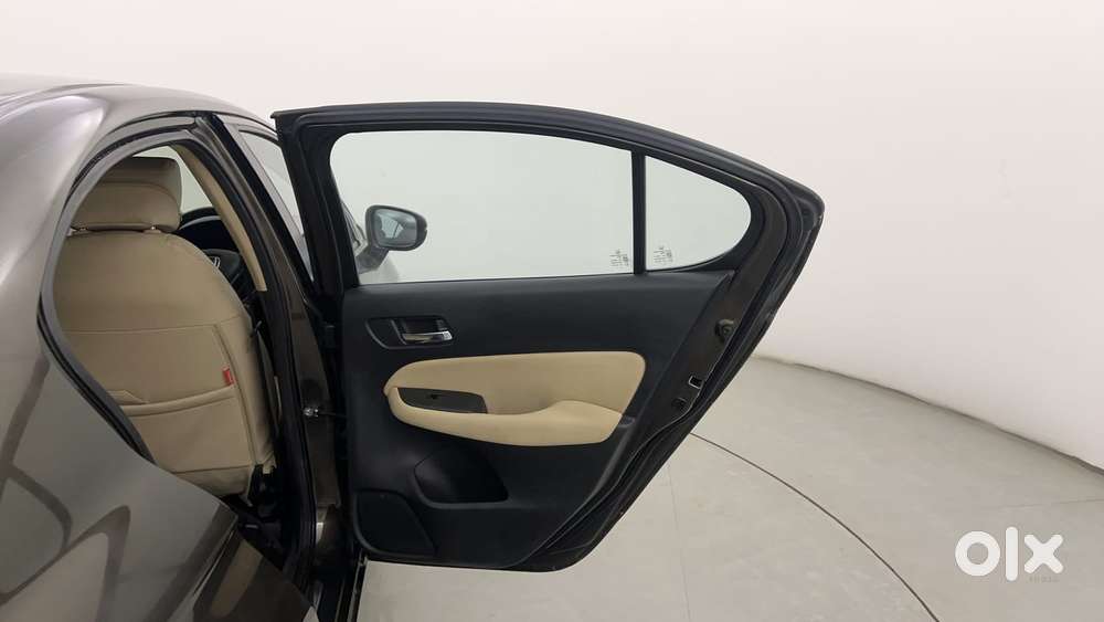 Honda City Vx Petrol Mt, 2023, Petrol