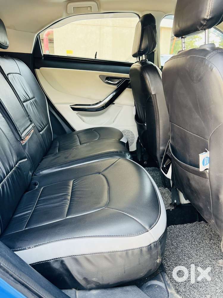 Tata Nexon Amt Xza Plus, 2022, Cng & Hybrids