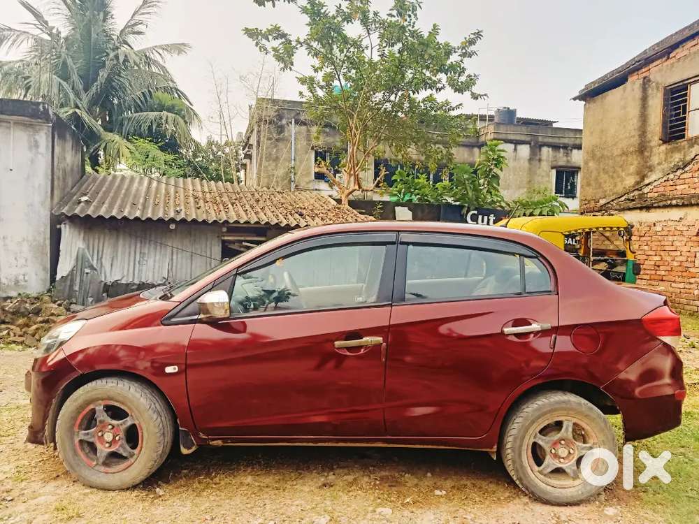 Honda Amaze 2013 Diesel Well Maintained