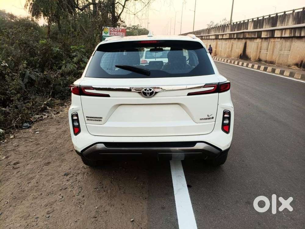 Toyota Urban Cruiser Hyryder 1.5 V Hybrid, 2023, Petrol