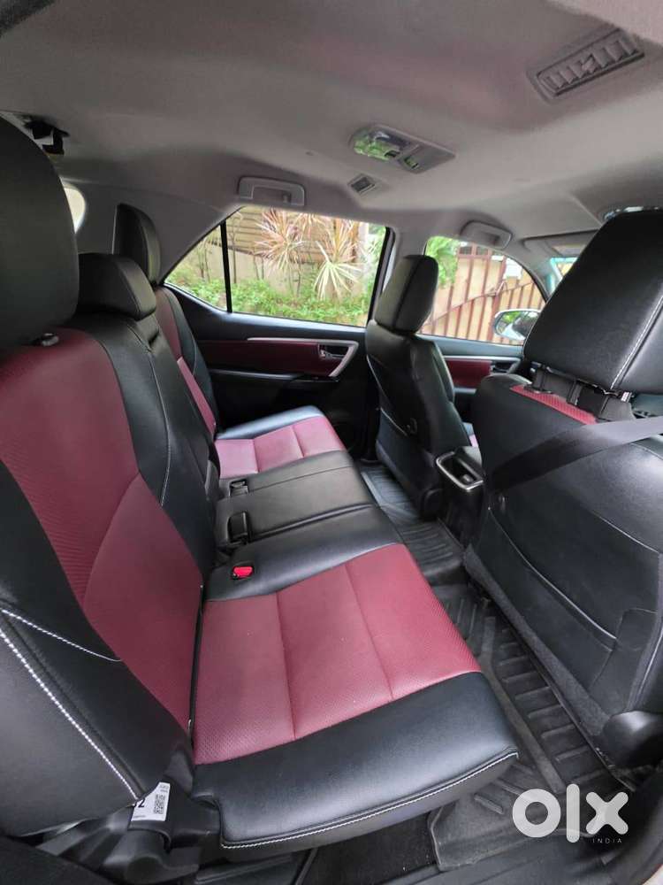 Toyota Fortuner Leader 2025