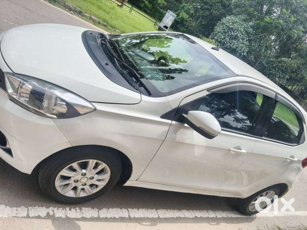 Tata Tiago 1.05 Revotorq Xz Plus, 2018, Petrol