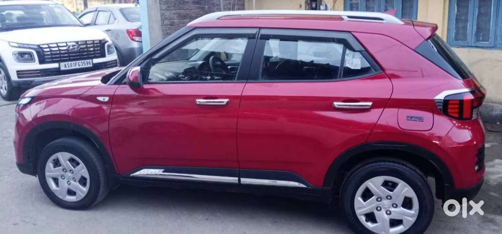 Hyundai Venue 1.2 S Plus, 2022, Petrol