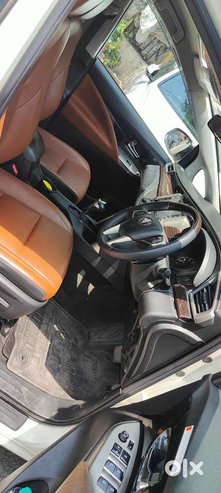 Toyota Innova Crysta [2020-ongoing] 2.4 Zx 7 Str, 2022, Diesel