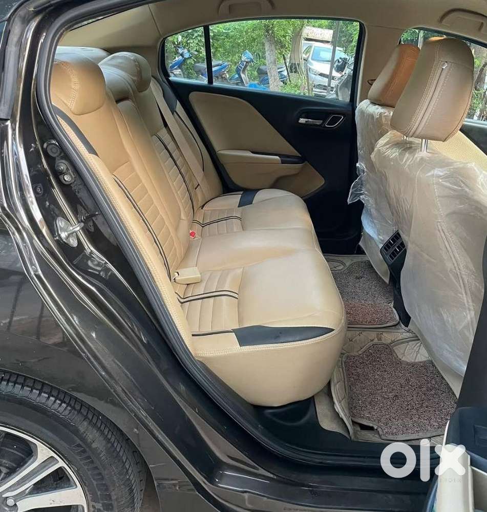 Honda City V Mt Exclusive, 2022, Petrol