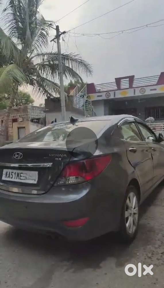Verna Sx 2013 
5th Owner . 
Bought New Venue So Selling 
Top Model.
Di