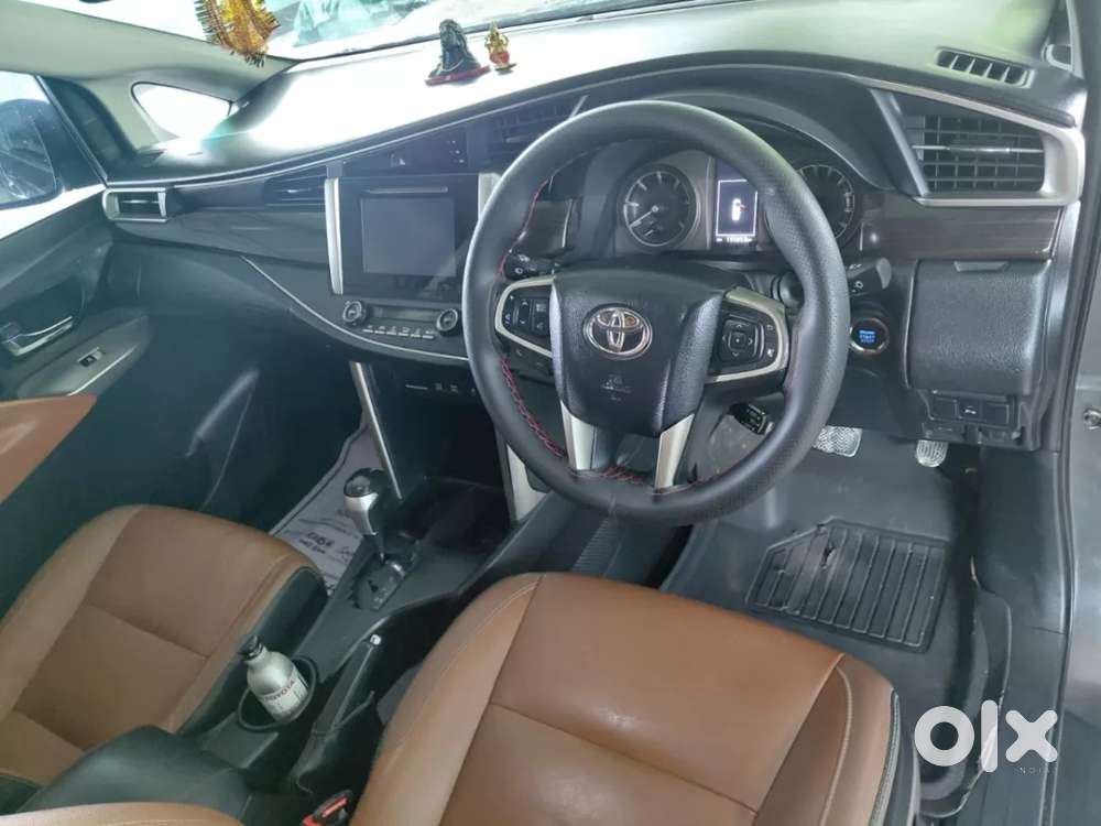 Toyota Innova Crysta 2.8 Zx At 7 Seater, 2018, Diesel