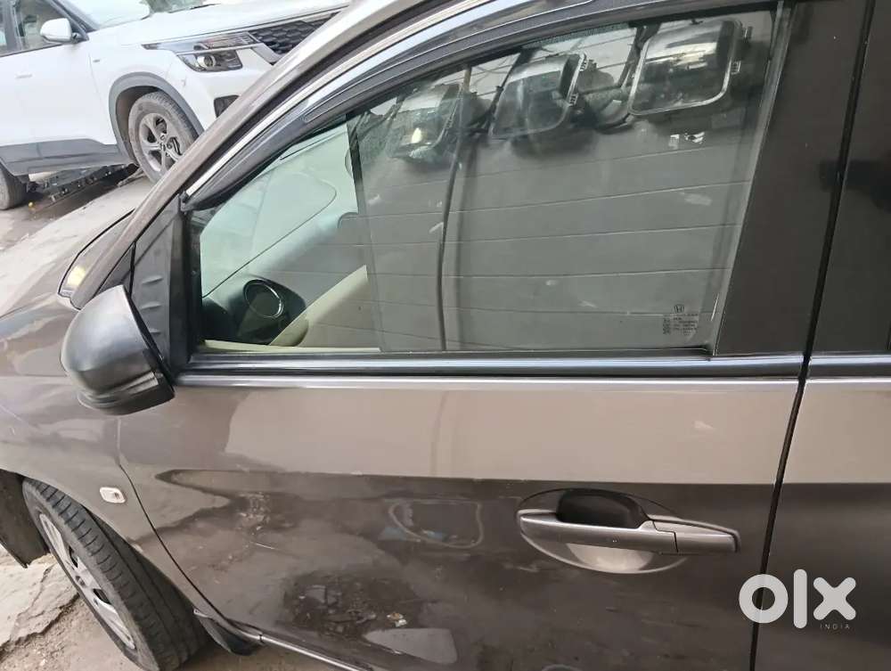 Honda Amaze 2016 S Varient Petrol+cng.