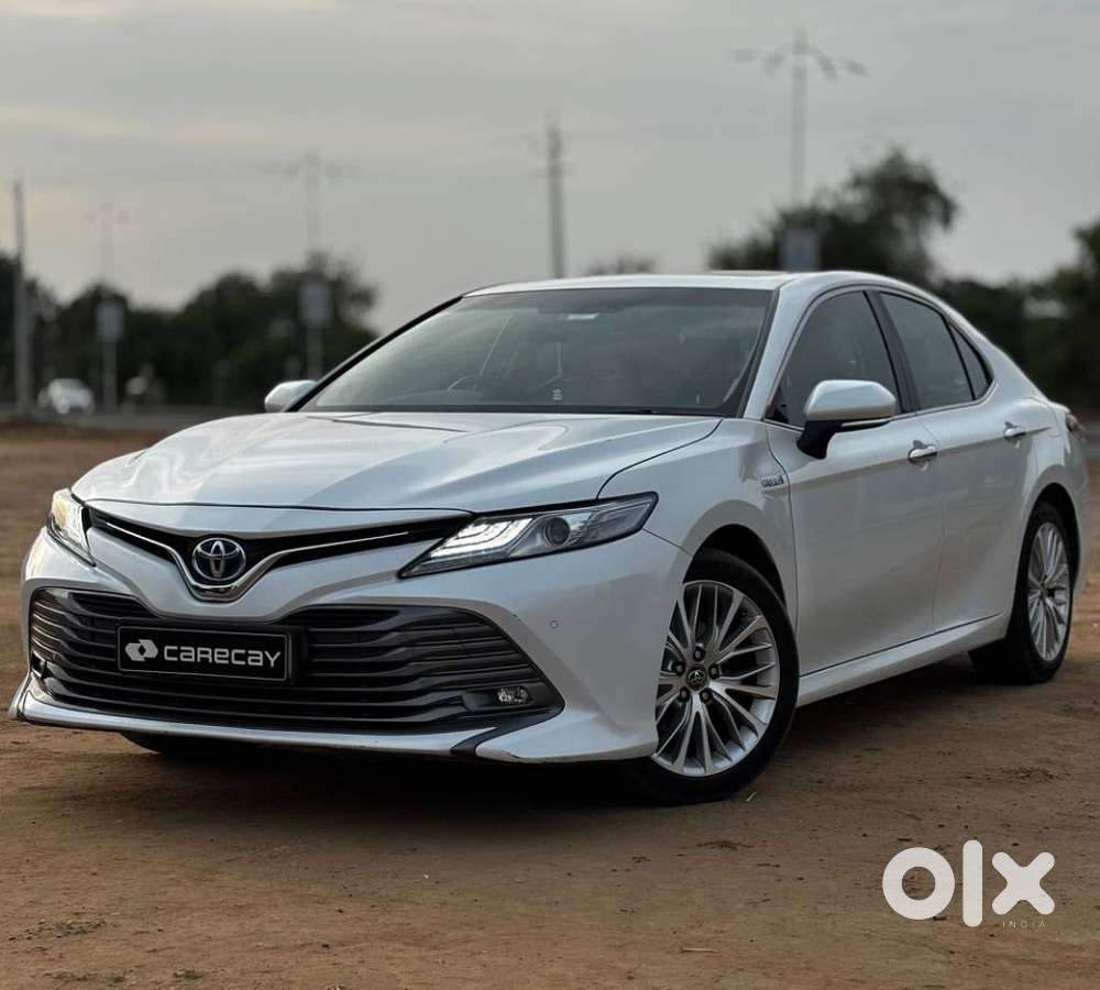 Toyota Camry Hybrid, 2019, Petrol