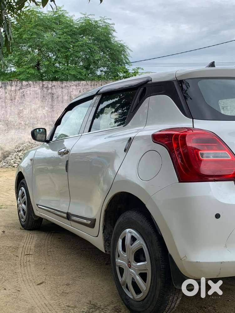 Maruti Suzuki Swift Lxi Optional-o, 2019, Petrol