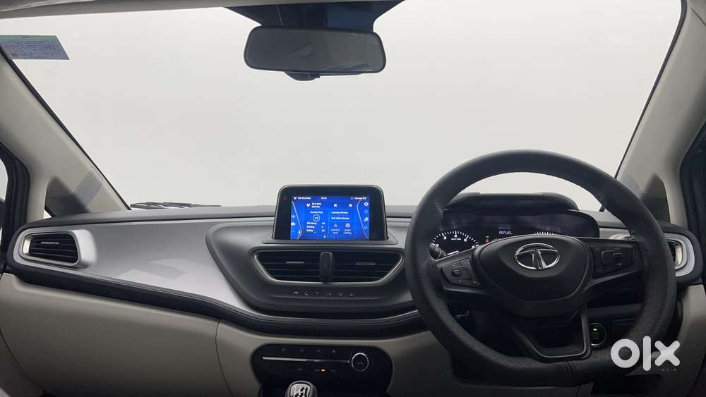 Tata Altroz 1.2 Xt, 2022, Petrol