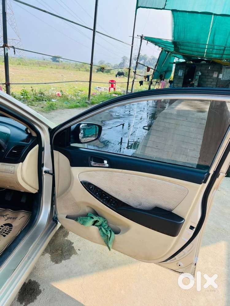 Hyundai Fluidic Verna 2012 Diesel Well Maintained