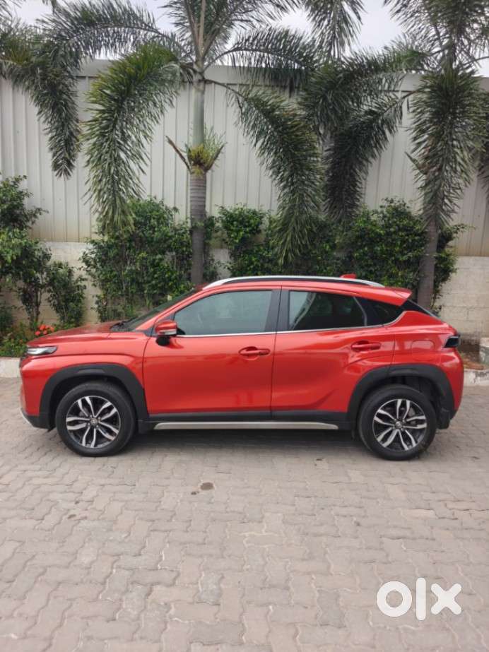 Toyota Urban Cruiser Taisor V 1.0 Petrol At, 2024, Petrol