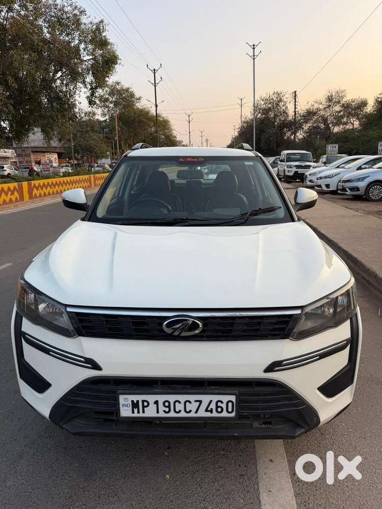 Mahindra Xuv300 W4 2021 Diesel Well Maintained