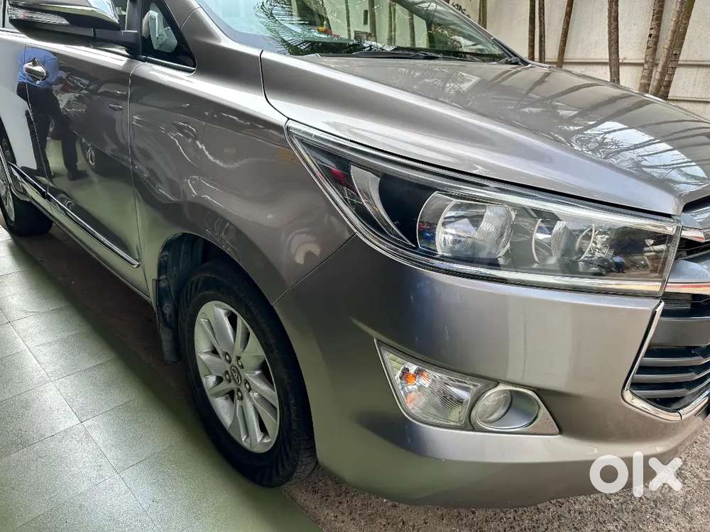 Toyota Innova Crysta 2017
