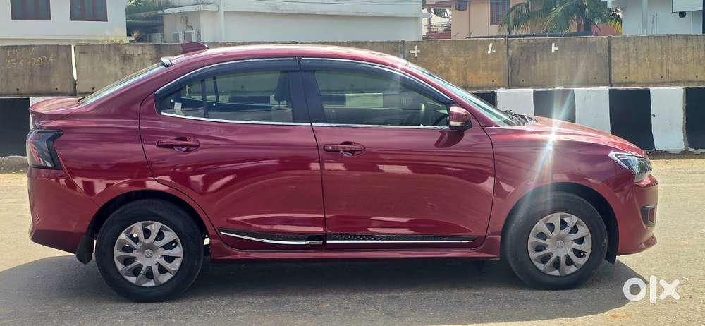 Maruti Suzuki Dzire 1.2 Vxi Amt, 2024, Petrol