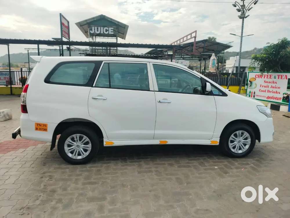 Toyota Innova 2009 Diesel 39000 Km Driven