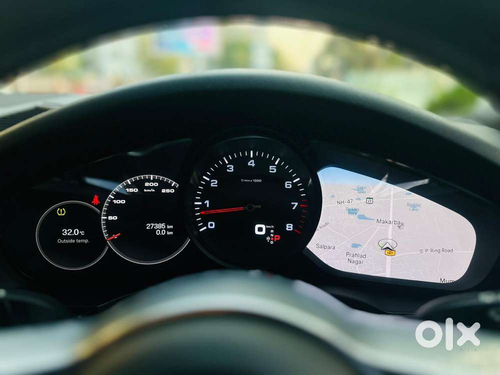 Porsche Cayenne E-hybrid Platinum Edition, 2023, Petrol