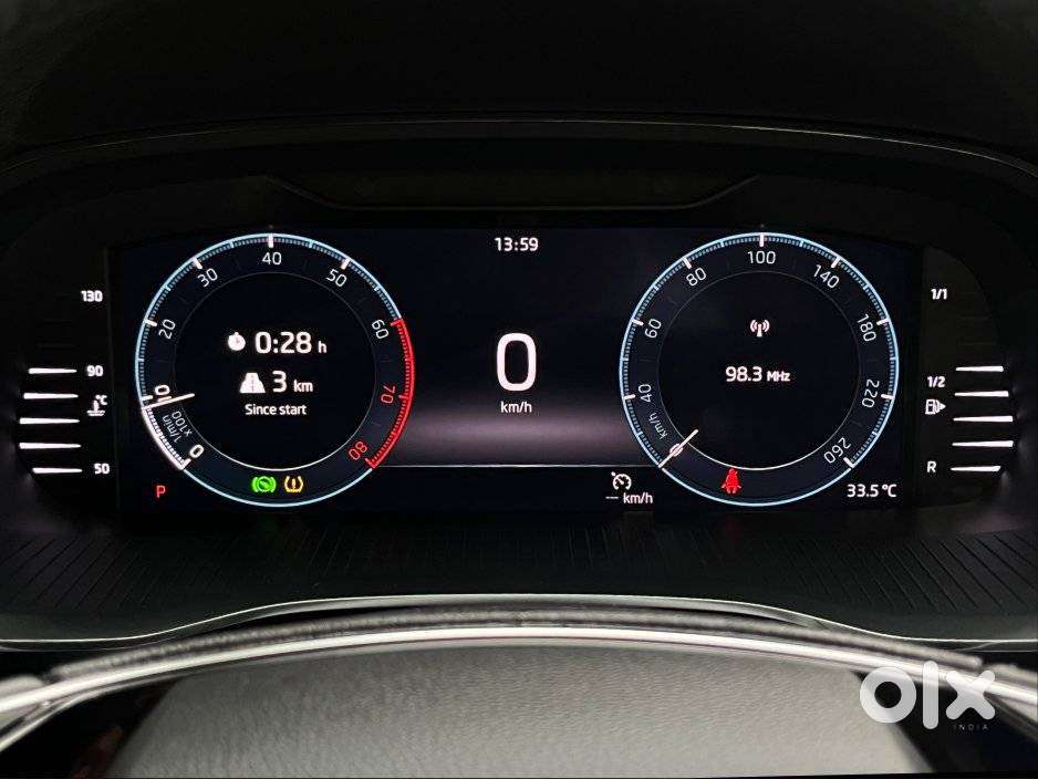 Skoda Octavia 1.8 Tsi At Style, 2023, Petrol