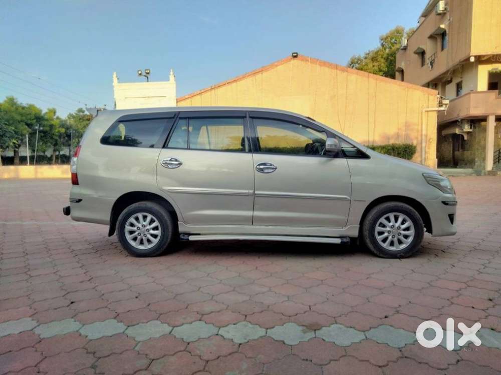 Toyota Innova 2.5 V 7 Str, 2012, Diesel