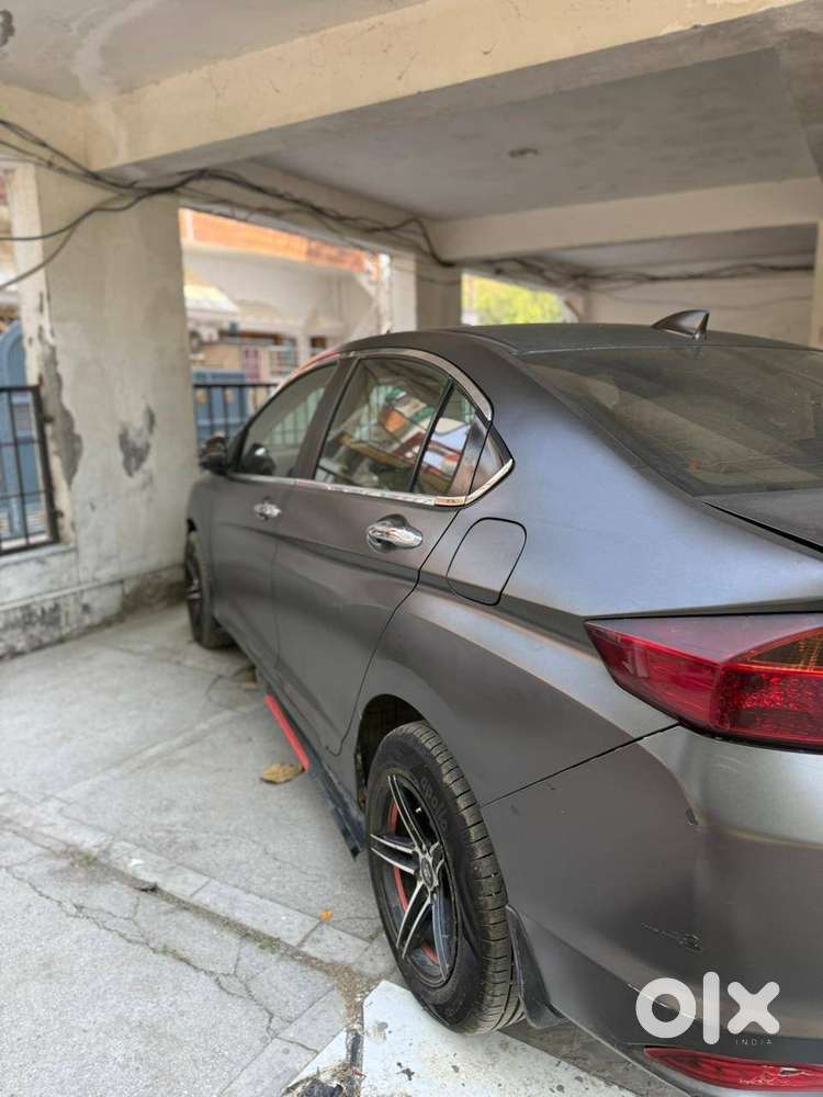 Honda City_sunroof Variant