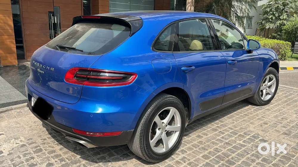 2018 Porsche Macan Turbo