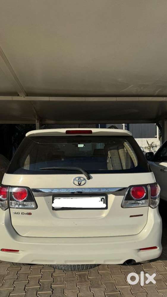 Toyota Fortuner 2015