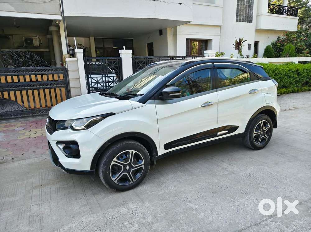 Tata Nexon 1.5 Revotorq Xm (s), 2021, Diesel