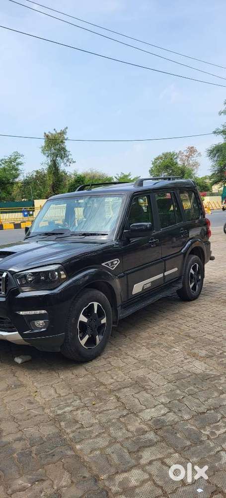 Mahindra Scorpio Classic 2.2 S 11 Mt 7 Str, 2023, Diesel