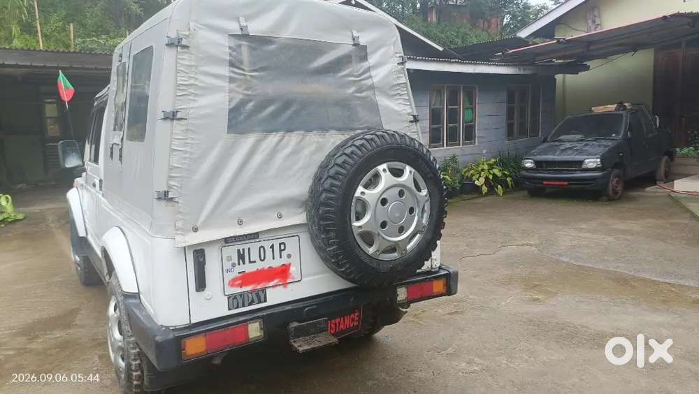 Maruti Gypsy King 2013