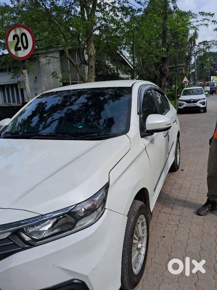 Honda Amaze 2023 Petrol 45000 Km Driven